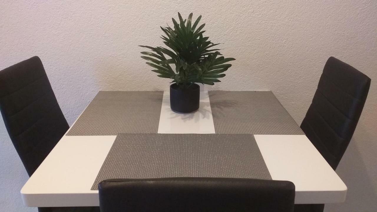 סמולג'אנאק Studio Apartmani Patricia מראה חיצוני תמונה